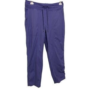 Lululemon Girls Purple Leggings – Size 8